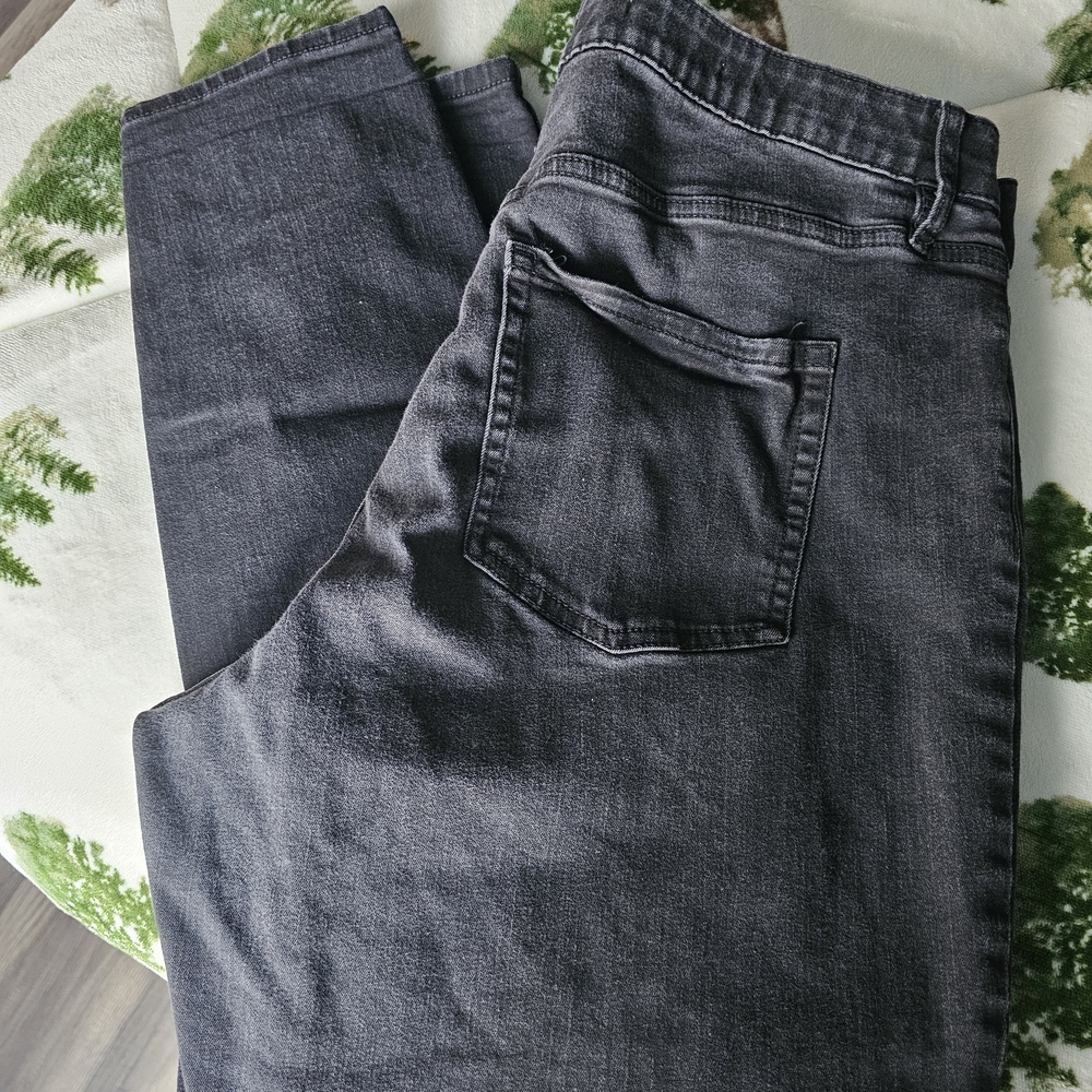 Ava & Viv Size 18 High Rise Skinny Jean